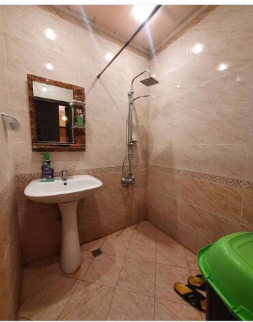 Köhnə tikili: Bakı, 4 otaqlı, Köhnə tikili, 100 kv. m — 4