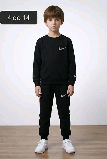 trenerke stradivarius: Nike i Puma kompleti
4 do 14
2100 dinara — 4