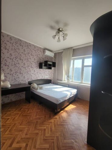 продаю связи с переездом: 3 бөлмө, 68 кв. м, 105-серия, 8 кабат, Косметикалык ремонт