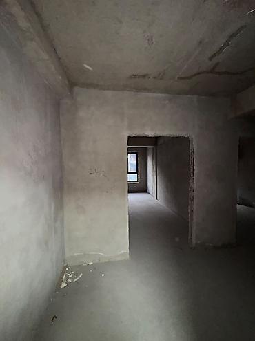52: 1 комната, 41 м², Дордой Моторс рынок Элитка, 2 этаж, ПСО (под самоотделку) — 2
