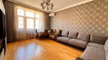 срочно продается квартира: 2 комнаты, Новостройка, м. Хатаи, 103 м²