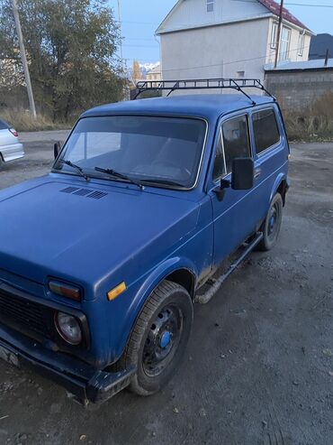 ищу машину в расрочку: ВАЗ (ЛАДА) 4x4 Нива: 1995 г., 1.8 л, Механика, Бензин, Внедорожник