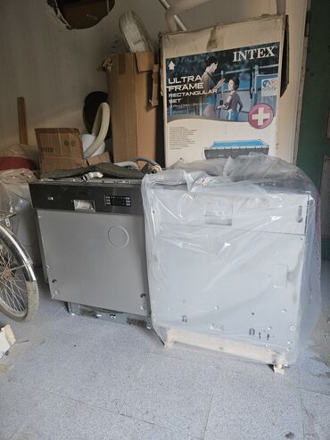 вытяжка для газовой плиты: Qabyuyan maşın Ariston, Tam qabaritli (60 sm.), Quraşdırılan lalafo.az -da вытяжка для газовой плиты: Qabyuyan maşın Ariston, Tam qabaritli (60 sm.), Quraşdırılan