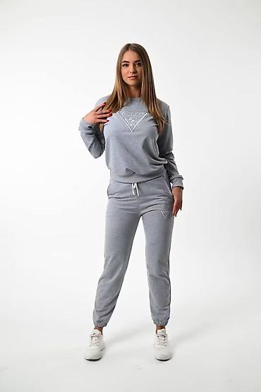wintro poreklo: Komplet trenerka pamuk elastin 
S M L XL XXL
Cena 3500 dinara — 9