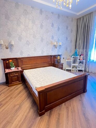 Kreslolar: İşlənmiş, İkinəfərlik çarpayı, Bazasız, Matras ilə, Siyirməsiz, Azərbaycan