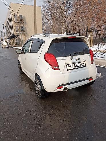 Chevrolet: Chevrolet Spark: 2015 г., 1 л, Автомат, Бензин, Хэтчбэк — 6