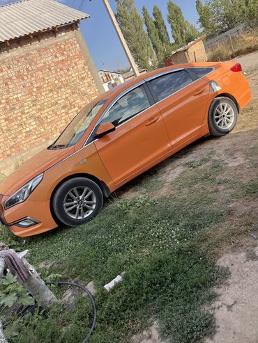 машина малометражка: Hyundai Sonata: 2018 г., 2 л, Автоматические, Газ, Седан