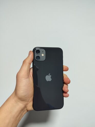 Apple iPhone: IPhone 11, 64 ГБ, Зарядное устройство, Чехол, Кабель, 77 %