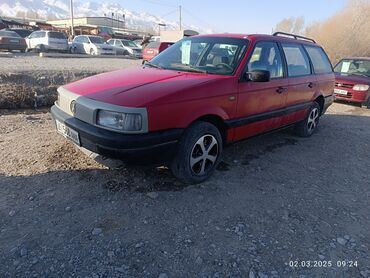 Volkswagen: Volkswagen Passat: 1989 г., 1.8 л, Механика, Бензин, Универсал