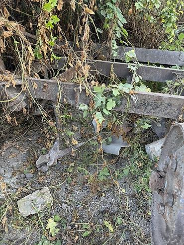3д сетка: Тяжёлый металлический прицепной каркас/телега на оси Описание: - — 3