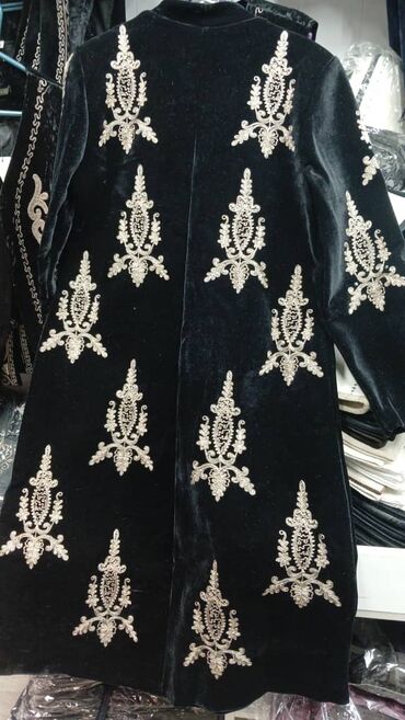 Вышивка: Компьютерная вышивка, Тамбурная вышивка | Верхняя одежда, Обувь, Классические костюмы — 20