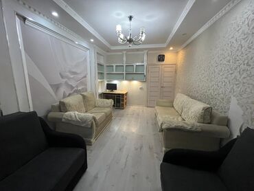 Продажа квартир: 2 комнаты, 53 м², 105 серия, 4 этаж, Евроремонт