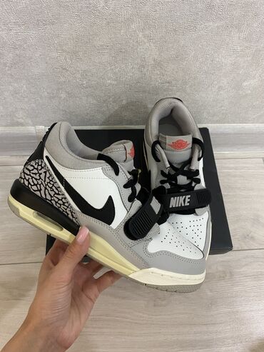 Детская обувь: Новые Кроссовки кеды Nike air Jordan legacy 312 low, размер 35