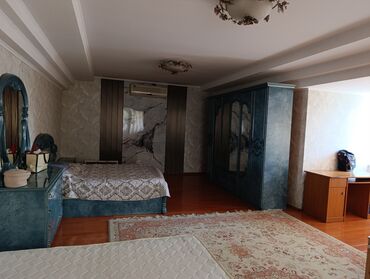 Продажа домов: Дом, 300 м², 6 комнат, Риэлтор — 26