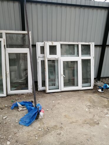 Plastik pəncərələr: Ağ rəngdə plastik pəncərə. Bu pəncərə, müxtəlif layihələrdə istifadə — 9