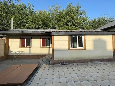 Продажа коттеджей и домов: Жер уй сатылат мал базардын жанында (паяз ата) магазиндин артында 5 — 2