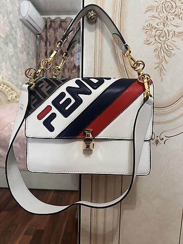 сумка фенди: Классическая сумка, Fendi, Женские, Б/у — 1