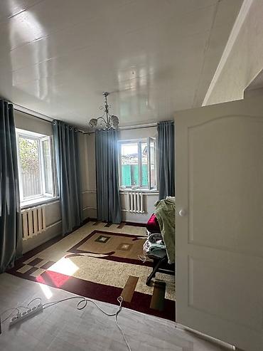 Продажа коттеджей и домов: Продаётся дом с благоустроенным двором. Основные характеристики: - — 9