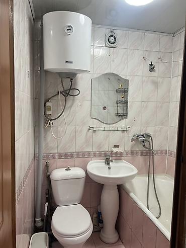 сыдыкова 123 бишкек: 2 комнаты, 40 м², 2 этаж, Косметический ремонт — 10