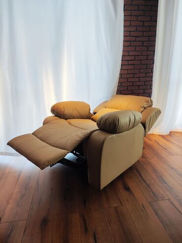 Kreslolar: Yeni, Kreslo-kravat, Kredit var, Şəhərdaxili pulsuz çatdırılma — 15