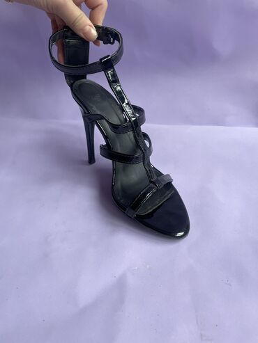 обувь из сша бишкек: Натуральная кожа,качество шикарная,покупала в США дорого, размер 38