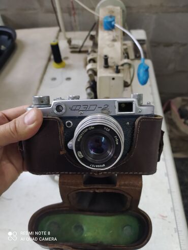 советские фотоаппараты цена: Продаю,ссср фотоаппараты. за оба 8000 прошу