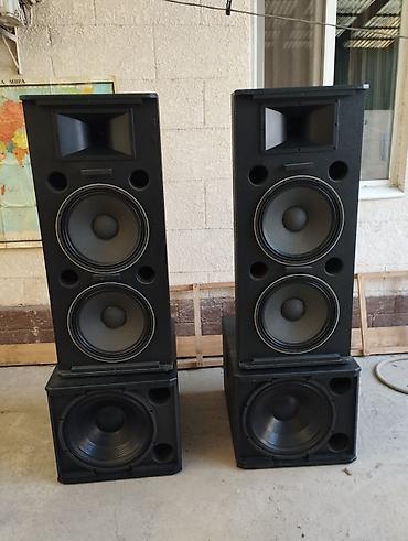 электрический сепаратор: Акустический комплект JBL SRX для концертного/ивент-звука Состав: - 2 — 3