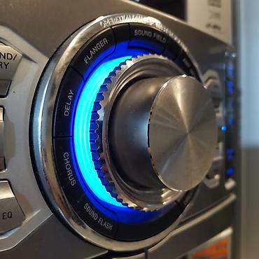 Musiqi mərkəzləri: Sony ev audio sistemi – güclü çoxkomponentli Hi‑Fi set Xüsusiyyətlər — 5