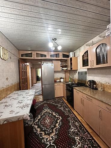 Продажа квартир: 3 комнаты, 65 м², 1 этаж — 2
