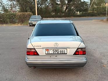 лабой мерс: Mercedes-Benz W124: 1995 г., 2.2 л, Автомат, Бензин, Седан — 5