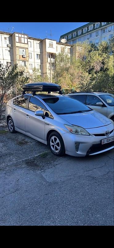 gen 2: Toyota Prius: 2013 г., 1.8 л, Автомат, Гибрид, Хэтчбэк — 1