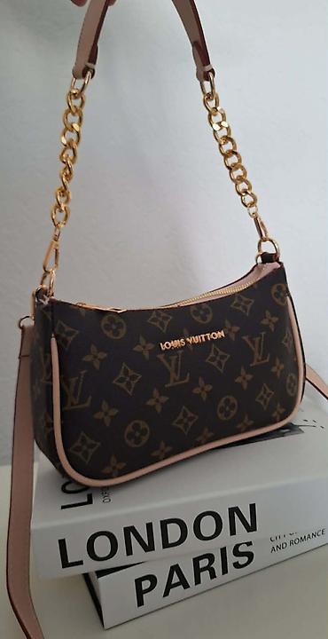 Torbe: Elegantne ženske torbe – više modela - Klasična prošivena torba sa — 4