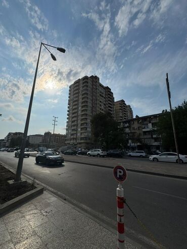 дом в баку: 3 otaqlı, Yeni tikili, 102 kv. m