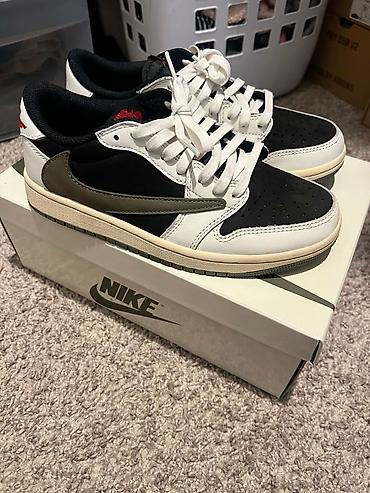 air z: Продаю Jordan 1 Retro Low OG SP Travis Scott в расцветке Olive, ни — 1
