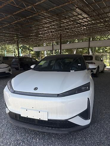 kaiyi e5: Roewe : 2026 г., Электромобиль, Кроссовер — 2