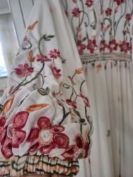 Gündəlik donlar: Ağ rəngdə, uzun, romantik üslublu don. - Material: yüngül, uçuşan — 8