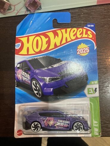 Avtomobil modelləri: Məhsul: Hot Wheels die-cast maşınları – EV mövzusu Dəst tərkibi: - — 25