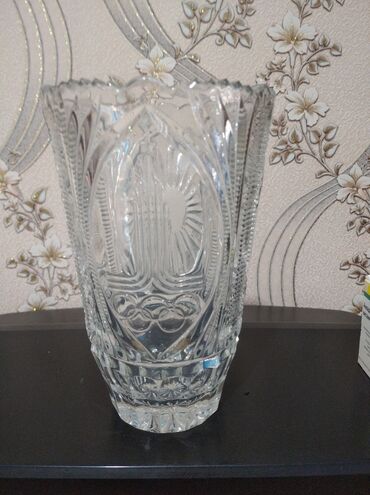 Вазы: Ваза хрустальная " Олимпиада -80 " СССР. город Ош цена 3000 сом at lalafo.kg — 11 Вазы: Ваза хрустальная " Олимпиада -80 " СССР. город Ош цена 3000 сом — 11