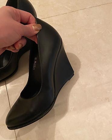 Basanoşka və səndəllər: Gozel yenı ayaqqabılar her bırı brend razmer 37 — 9