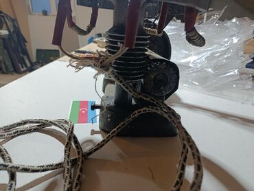 Digər istehsal avadanlığı: Sənaye tipli köhnə model şnur bükmə/uc bağlama maşını Təsvir: - — 4