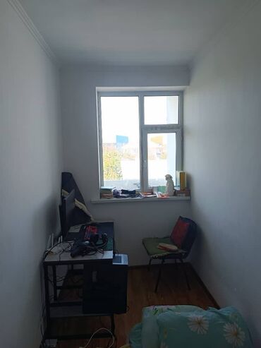 Продажа квартир: 1 комната, 32 м², Индивидуалка, 2 этаж, Косметический ремонт