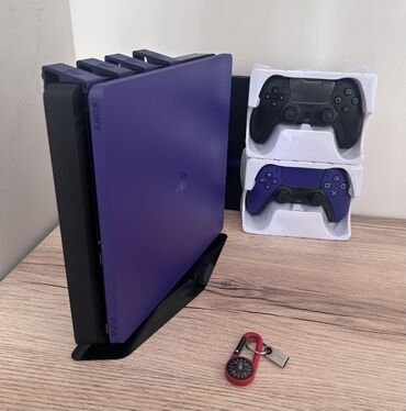 плейстейшен 3 слим: Фиолетовая прошитая 9.0 пс4 слим новые геймпады подставка