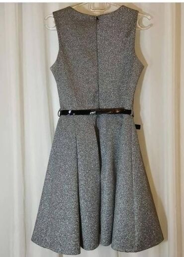 Ziyafət donları: Donlar 1-2defe geyinilmeyib Bir necesin goturene munasib qiymete 10 — 2