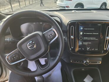 Volvo: Volvo : 2020 г., 2 л, Робот, Бензин, Кроссовер — 7