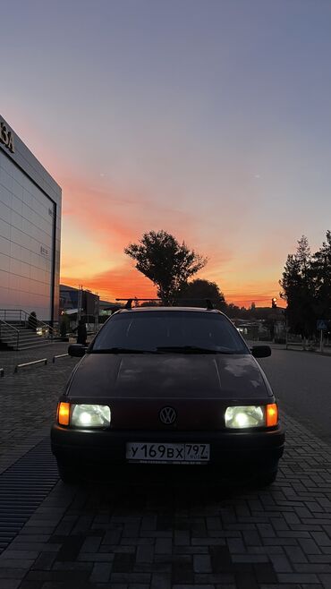 мерседес спринтер 2 2: Volkswagen Passat: 1992 г., 1.8 л, Механика, Газ, Седан