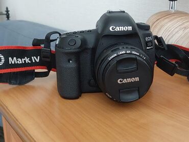 фотоаппарат кэнон 5д марк 3: Продаю фотоаппарат canon 5D mark 4 в отличном состоянии,без