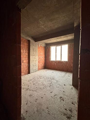 tarqovuda satilan evler: 2 otaqlı, Yeni tikili, 86 kv. m — 4
