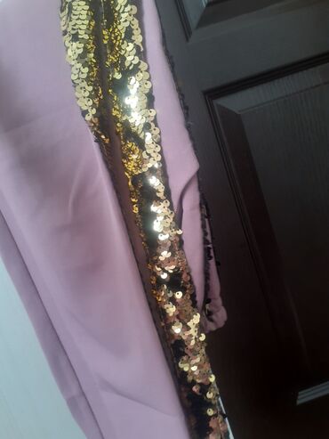 İdman geyimləri: Kecen sezon alinib 1 defe geynilib cemi yenidi demek olarki — 9