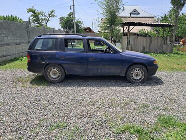 гигант сатылат: Opel Astra: 1997 г., 1.8 л, Механика, Бензин, Универсал