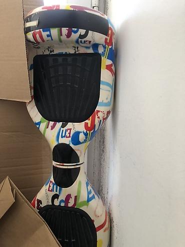 Qrafiti dizaynlı elektrikli hoverboard (self-balancing skuter) -
